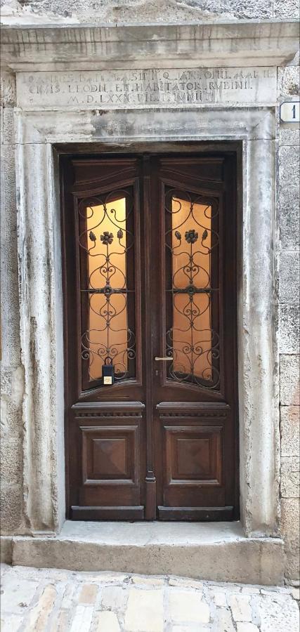 B&B Palace Basilico 1580. Rovinj Eksteriør billede