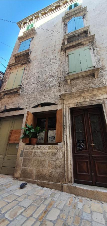 B&B Palace Basilico 1580. Rovinj Eksteriør billede